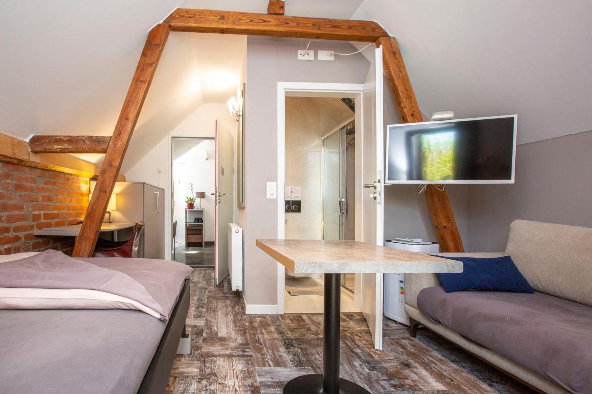 Bnb Comfort Guesthouse Olten - Lostorf 외부 사진